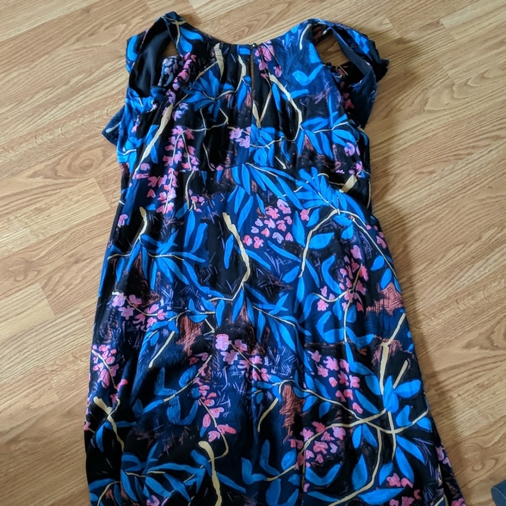 Anthropologie flowery cold shoulder dress - Picture 2 of 3